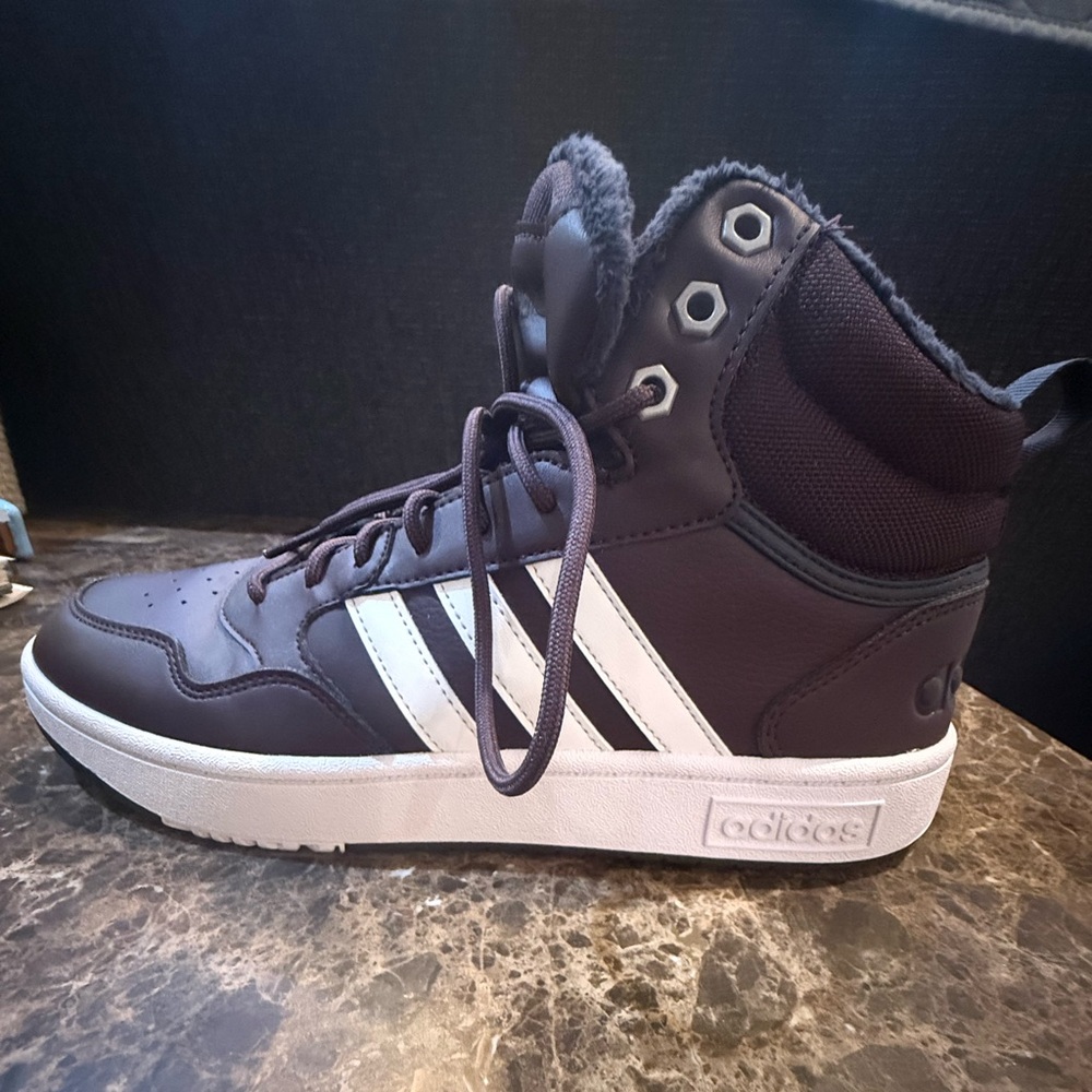 adidas. Womens Hoops 3.0 Mid Trainers Womens. Shadow Maroon. Size 11. - Picture 3 of 12